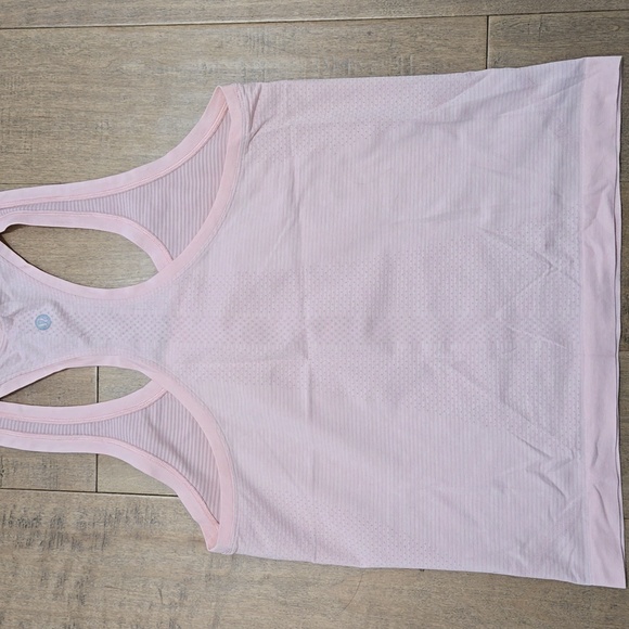 Lululemon Swiftly Tech Racerback - Picture 2 of 4